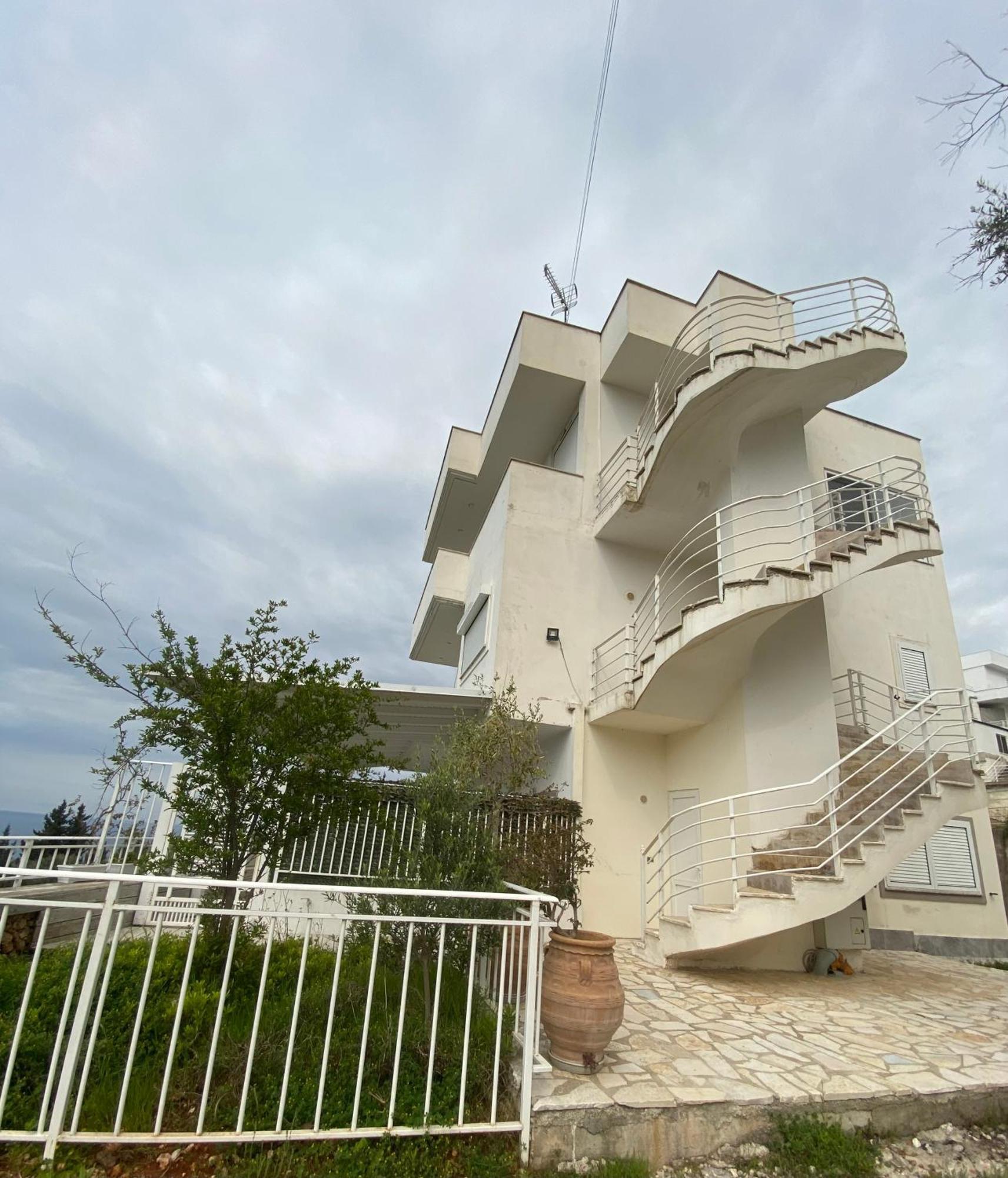 Apartment Doras